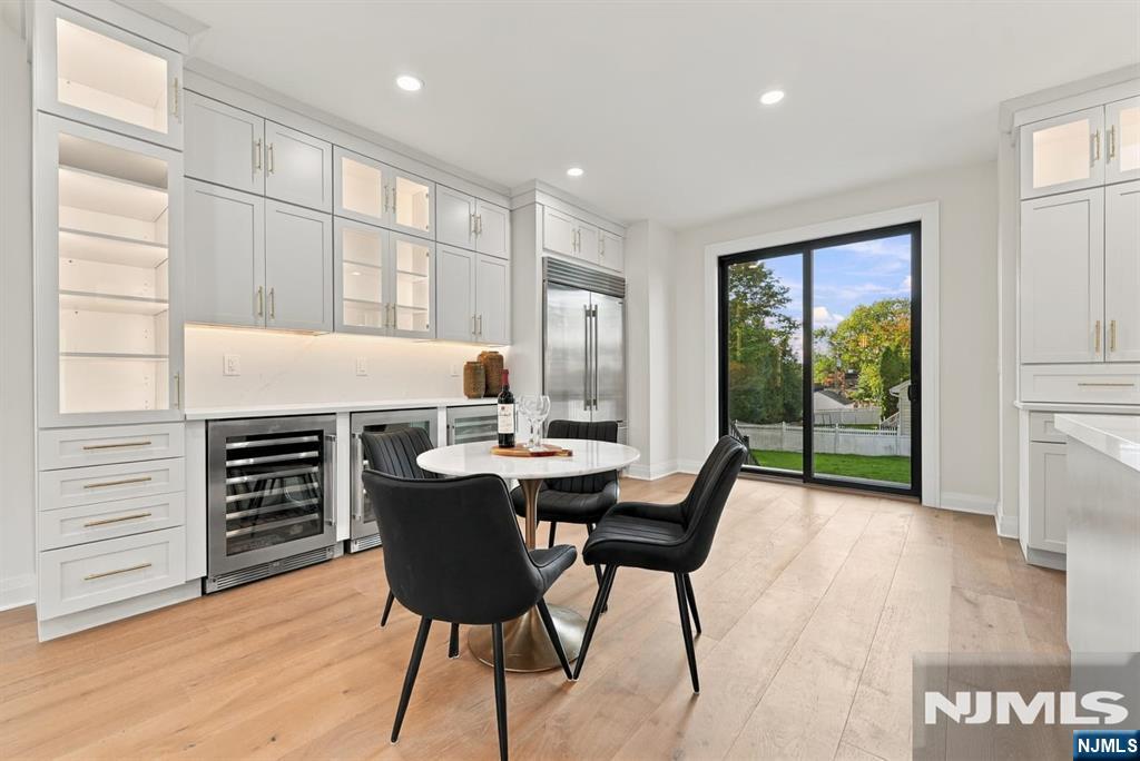 785 Summit Avenue — photo 6