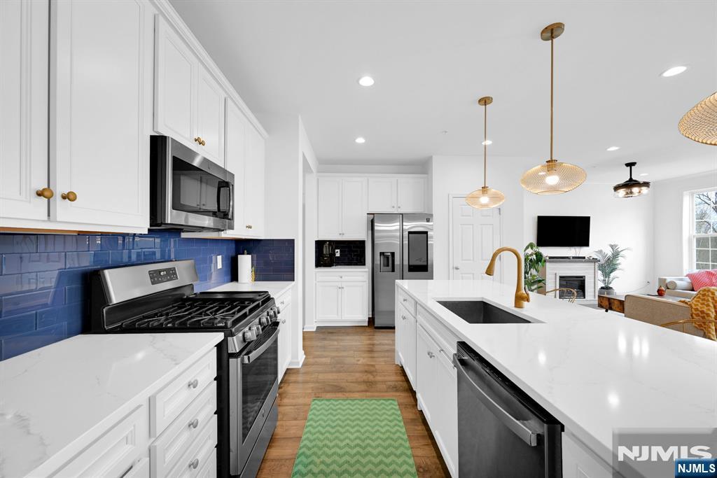 83 Sequoia Drive - Photo 4