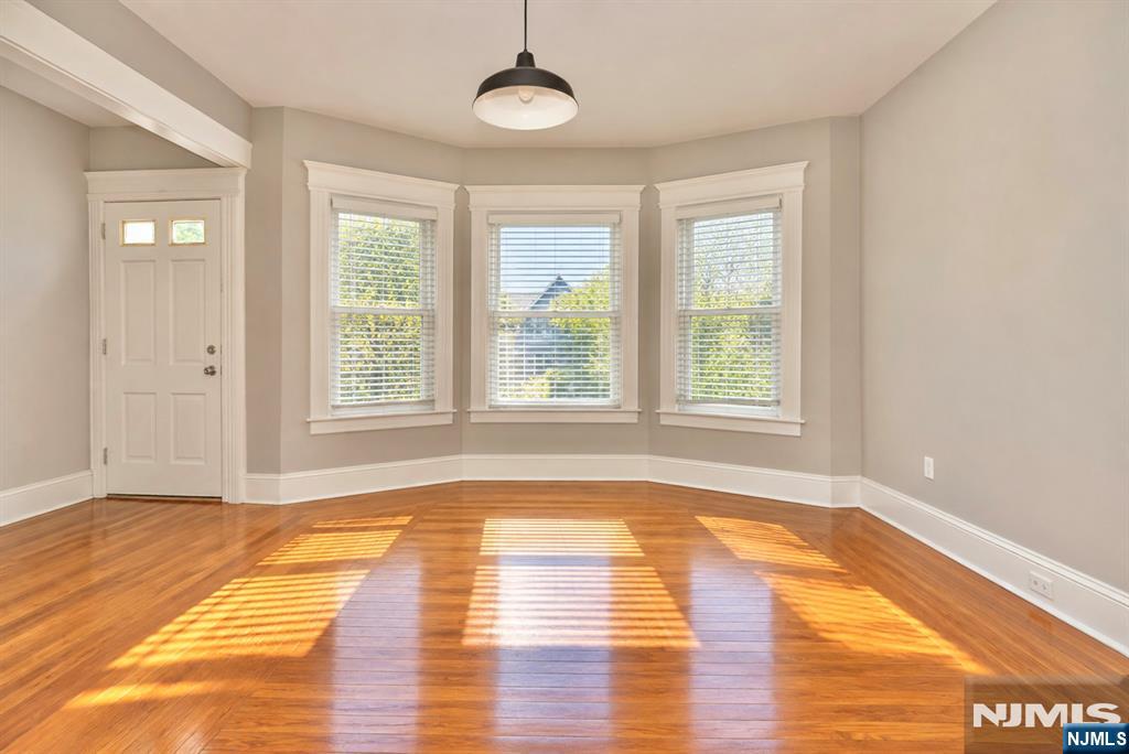 1 Bell Street - Photo 3
