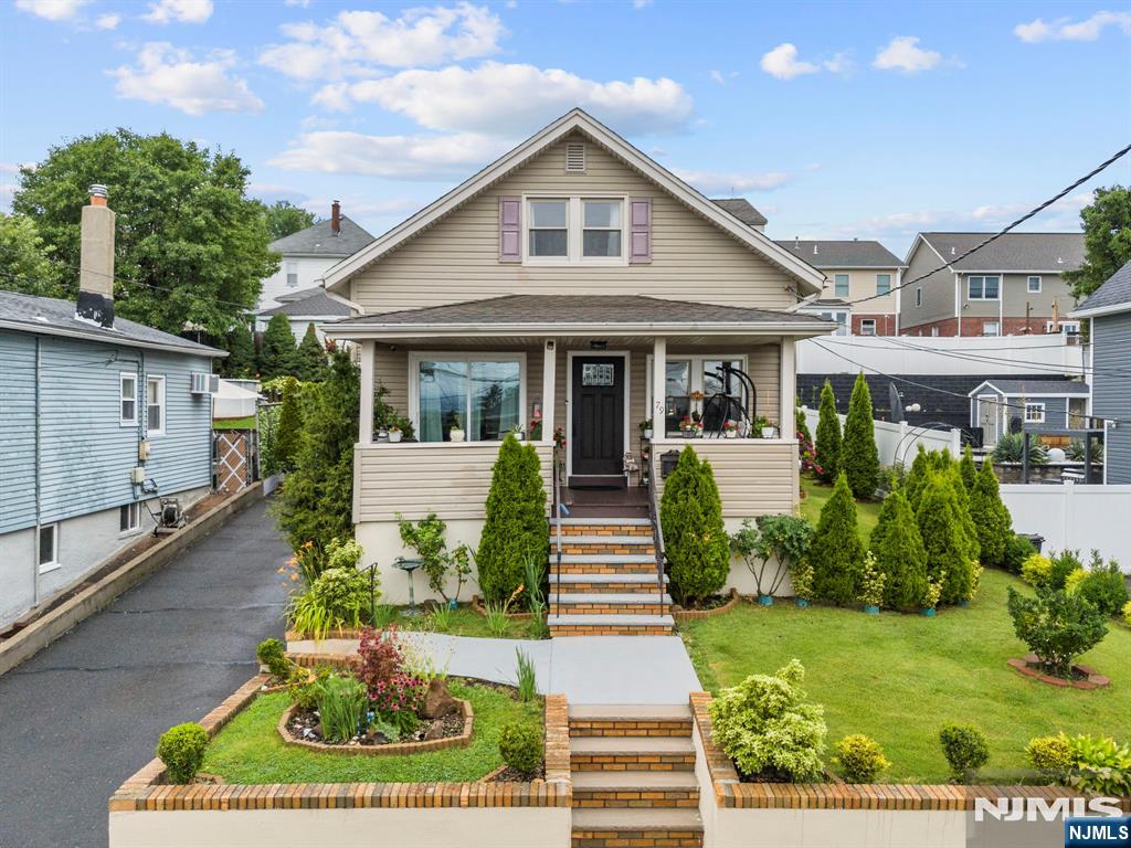 79 Columbia Street - Photo 1