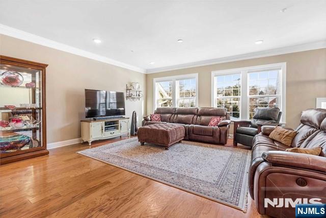 605 Cottonwood Court 605 - Photo 3