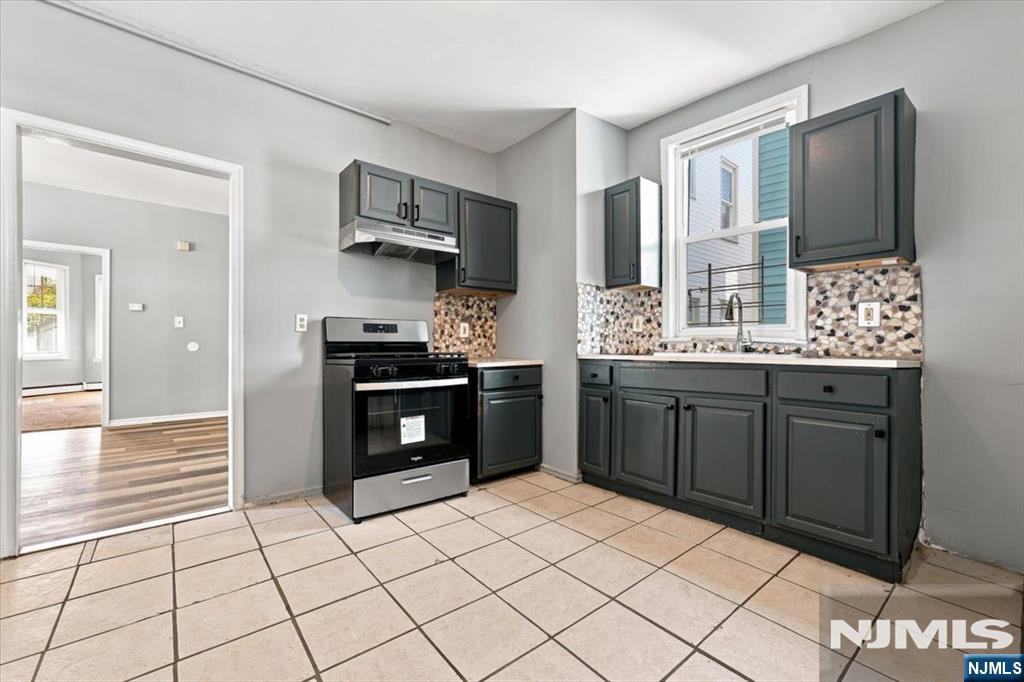 293 Ogden Street - Photo 5