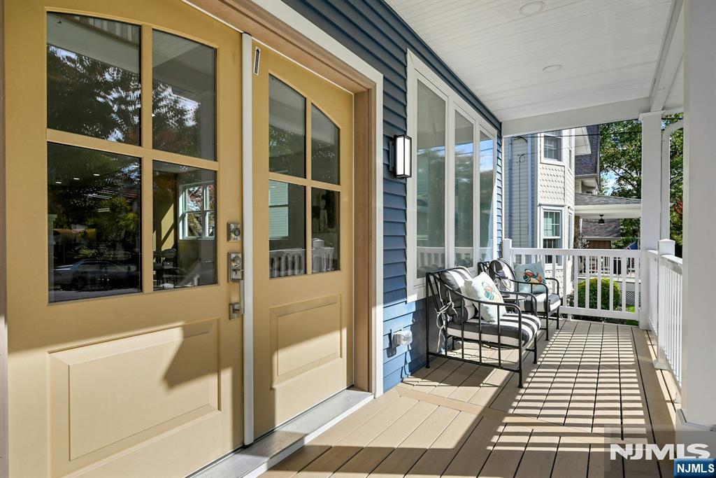 188 Fairview Avenue - Photo 2