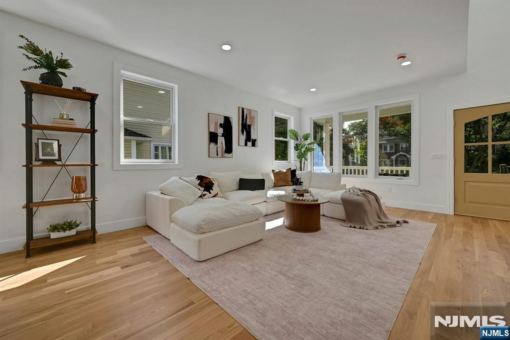 188 Fairview Avenue - Photo 5