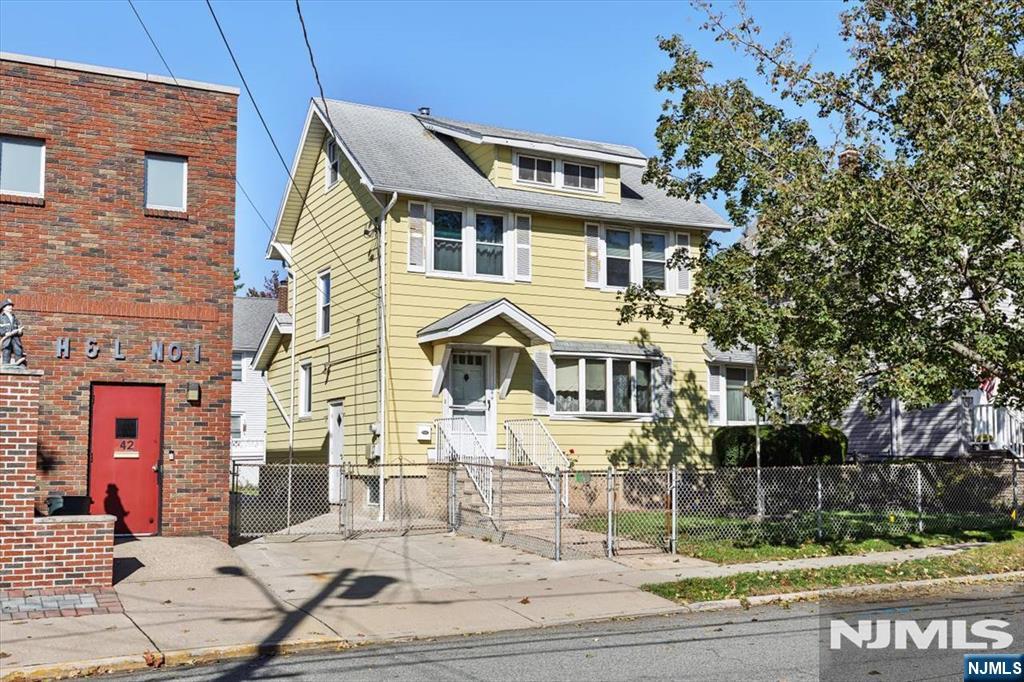 44 Garden Street - Photo 1