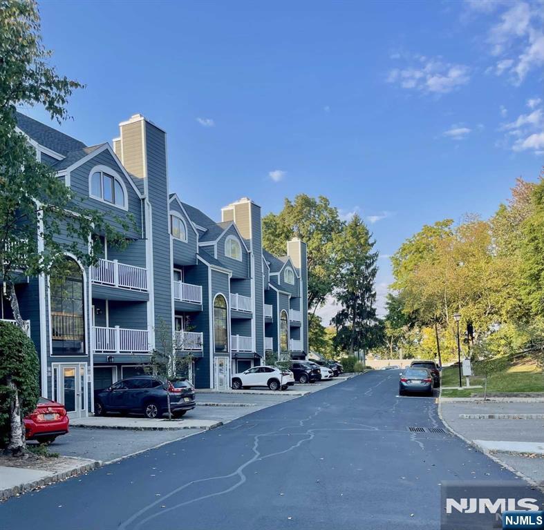 14 Triumph Court A - Photo 2