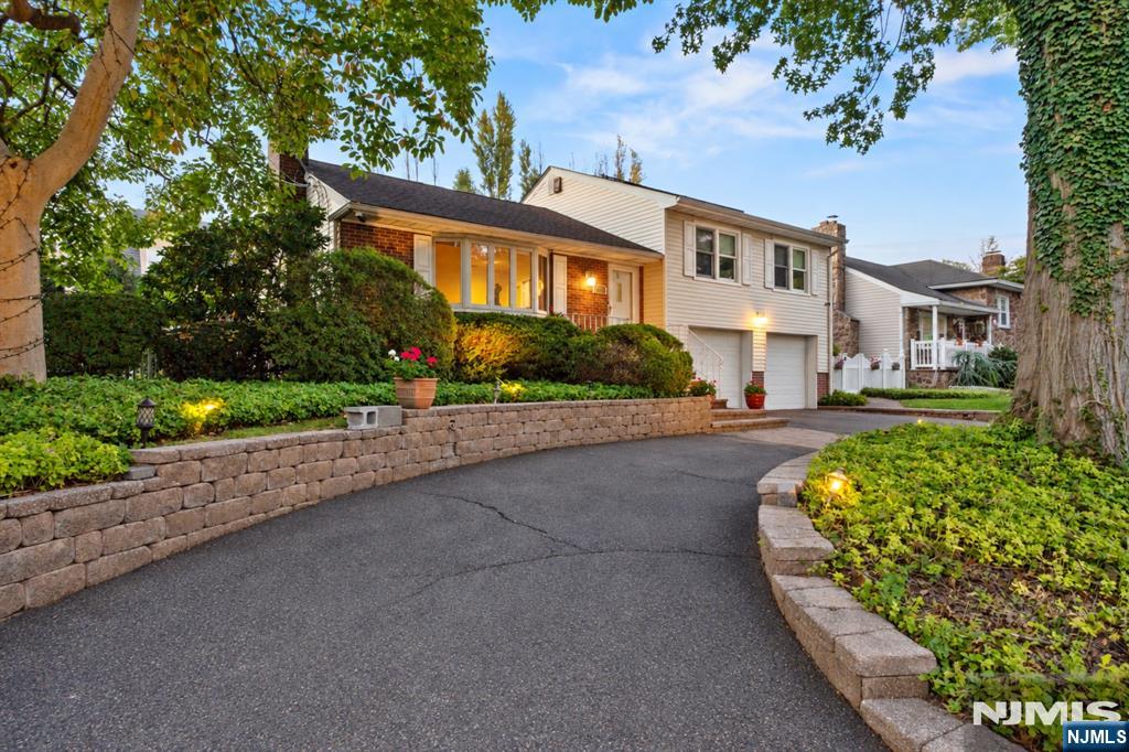 21 Ravine Avenue - Photo 3