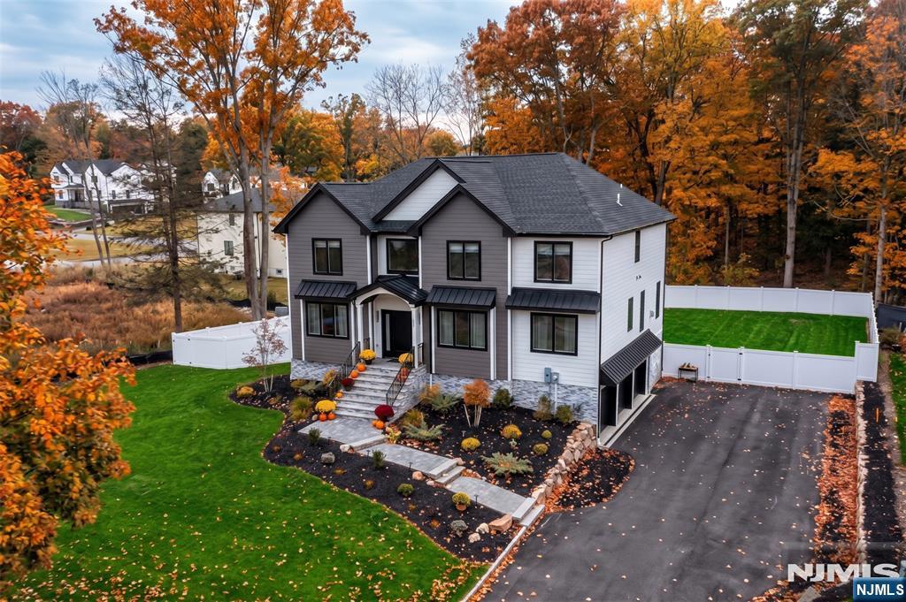 73 Heritage Drive - Photo 1