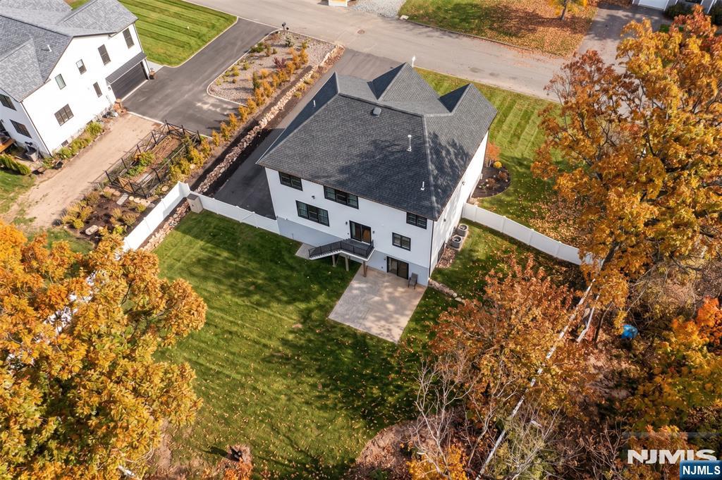 73 Heritage Drive - Photo 3