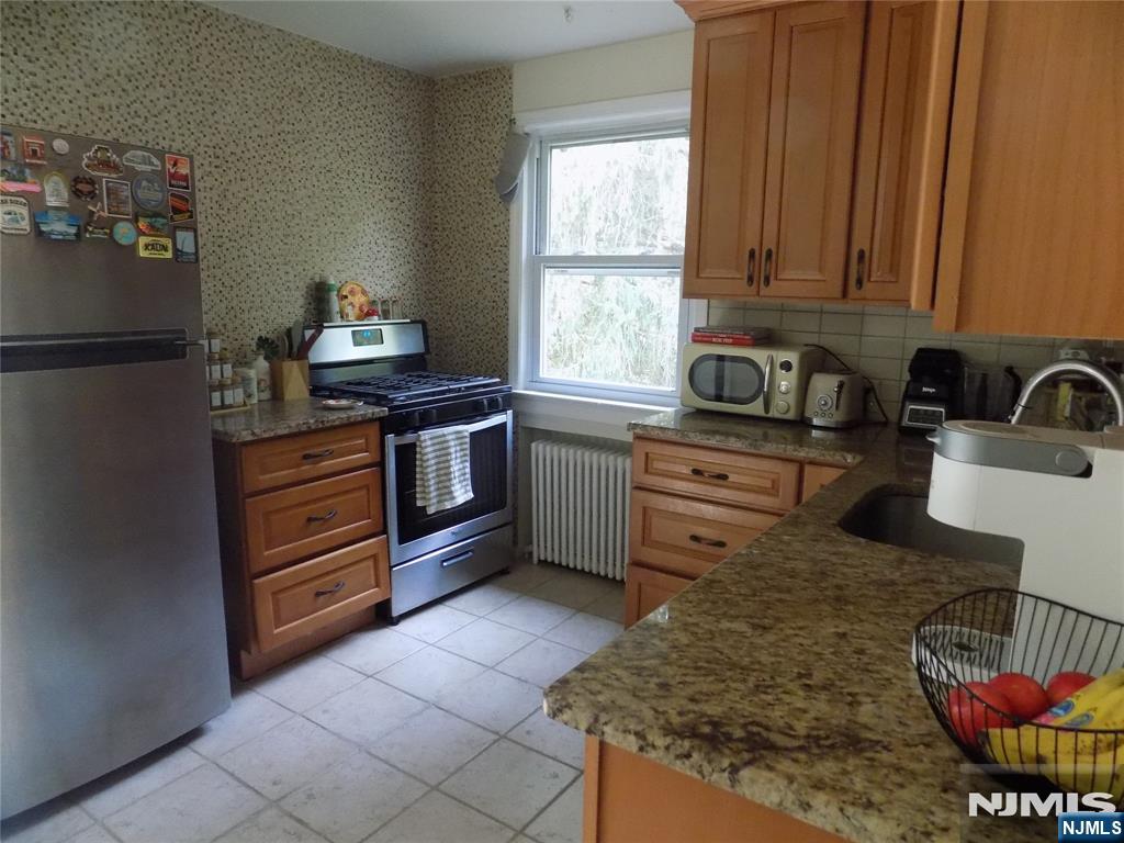 33 Wyndham Road - Photo 2