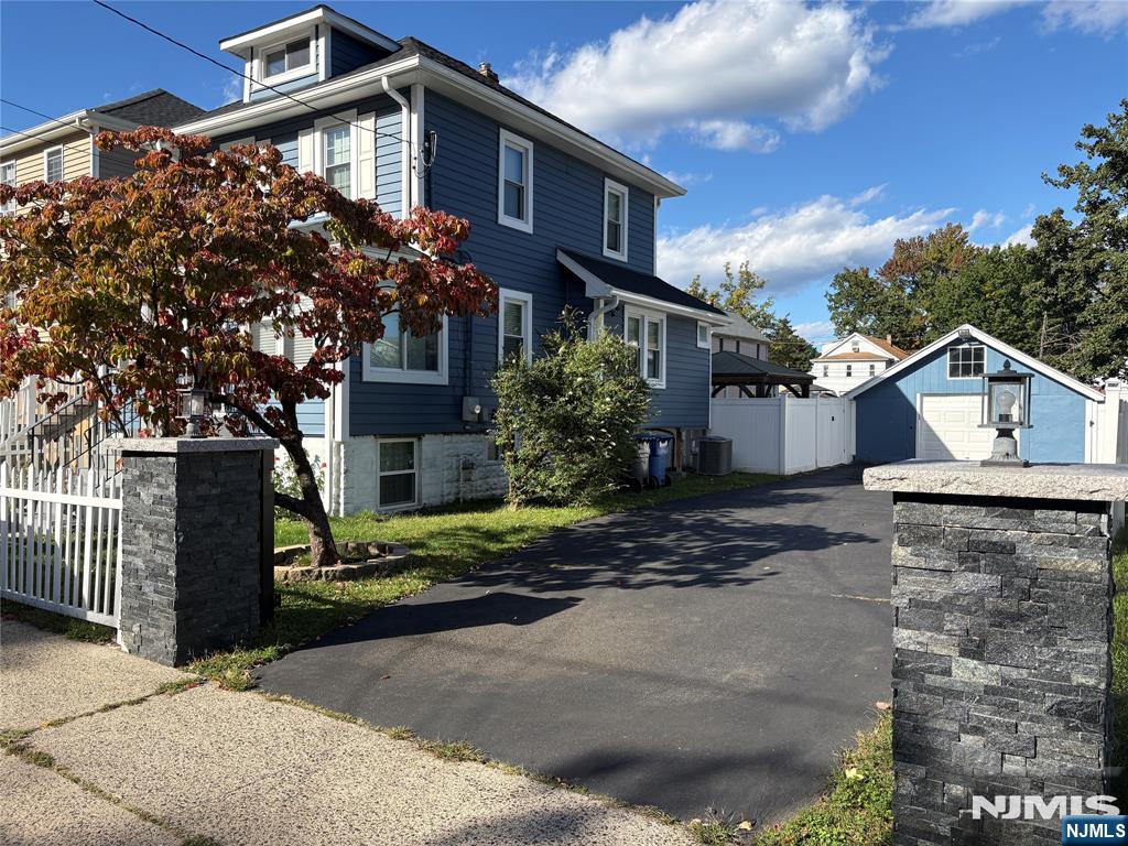 Photo 3 of Single family home for sale at 167 Warren St, Englewood, NJ 07631 | MLS# 26039229 | Listing updated on 2026-10-15