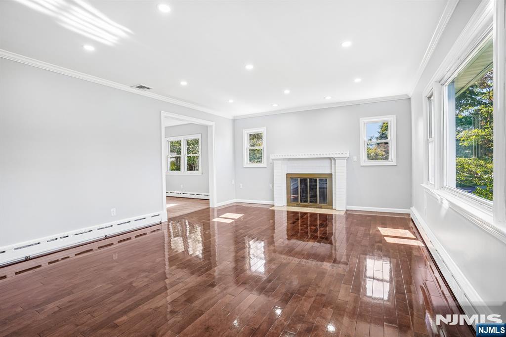 2907 Norwood Avenue - Photo 3