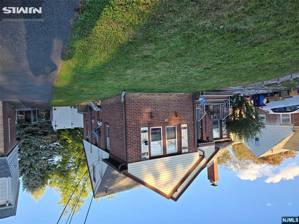 5-09 17th Street - Photo 1