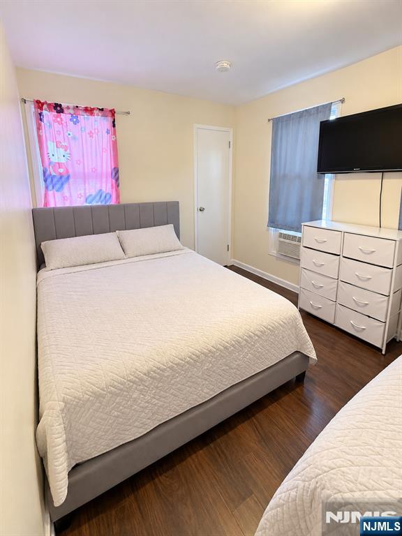 521 2nd Street - Photo 3