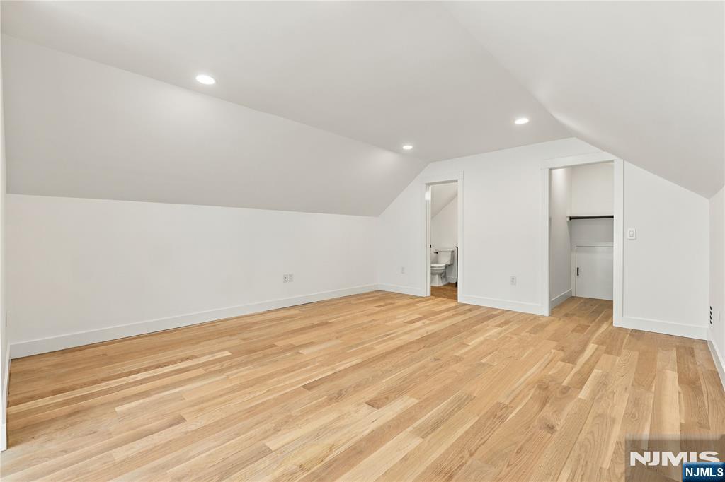 1620 Raritan Road — photo 30