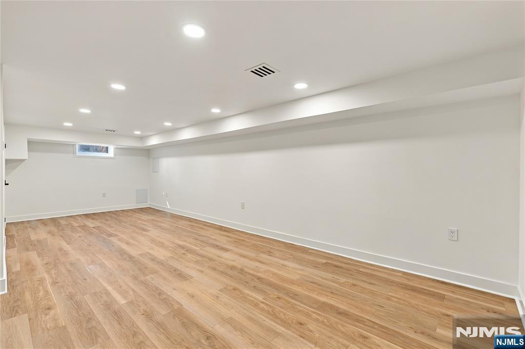 1620 Raritan Road — photo 36