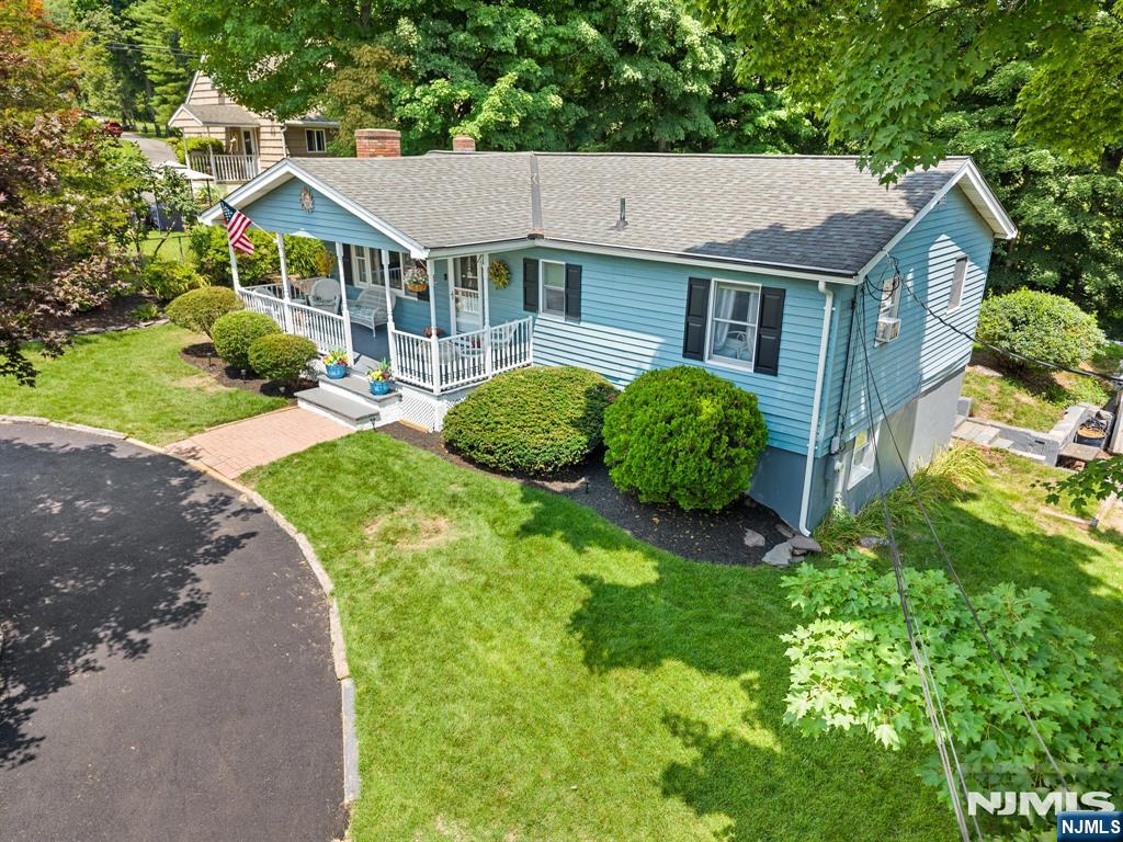 3 Lou Ann Boulevard - Photo 2