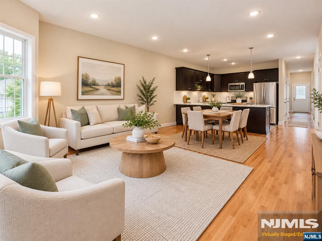 158 Grant Avenue 2 - Photo 2