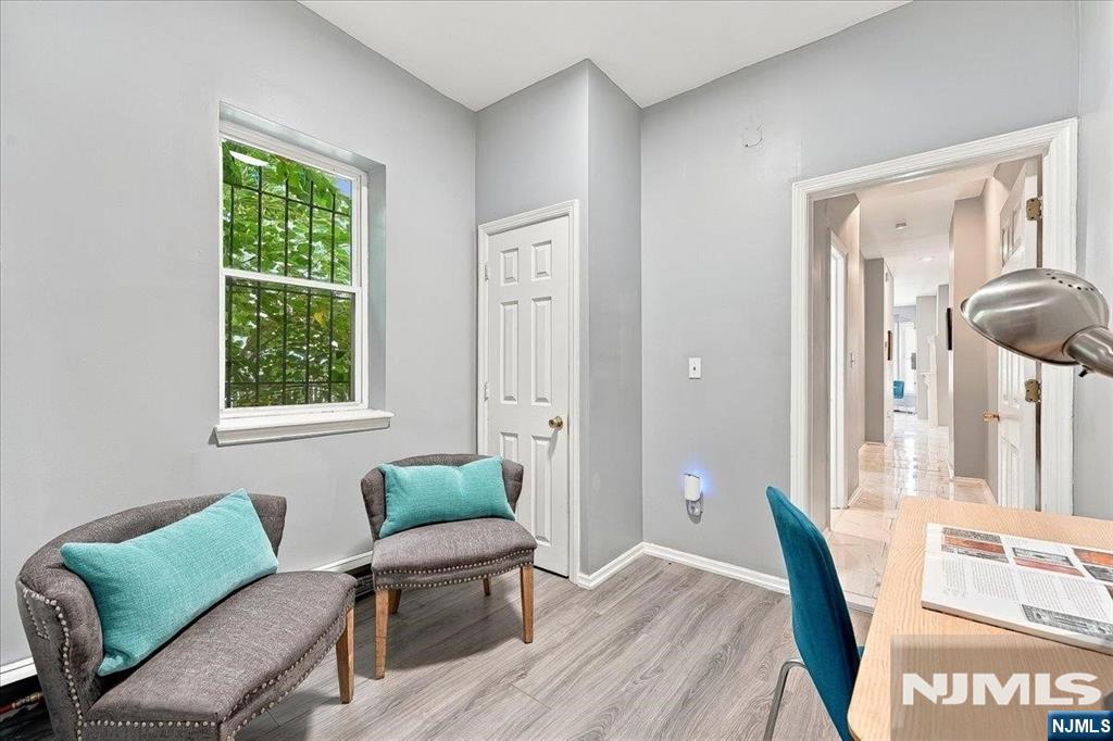 363 Forrest Street - Photo 2