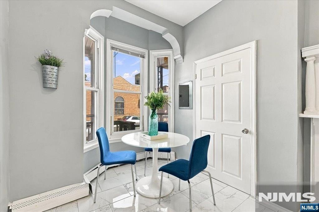 363 Forrest Street - Photo 4