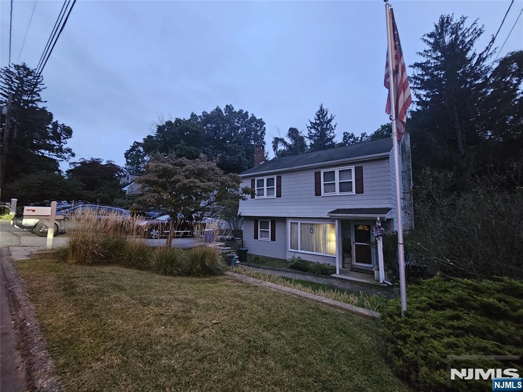 Photo 2 of Single family home for sale at 50 Oneida Ave, Oakland, NJ 07436 | MLS# 26039282 | Listing updated on 2026-10-16