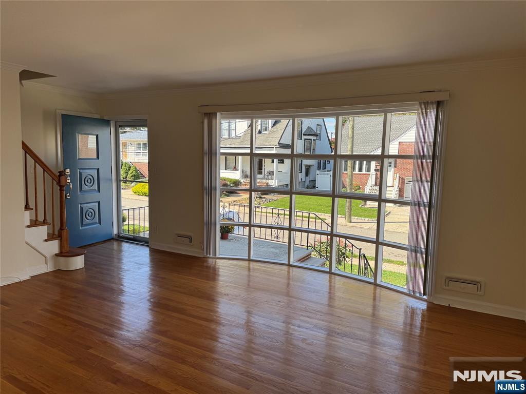 1118 Edgewood Lane - Photo 2