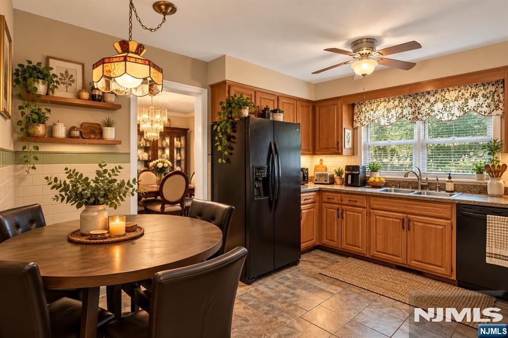 30 Oakridge Road - Photo 3