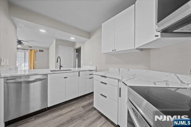 1433 Teresa Drive - Photo 3