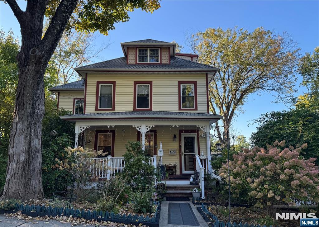 13 Samson Avenue - Photo 1