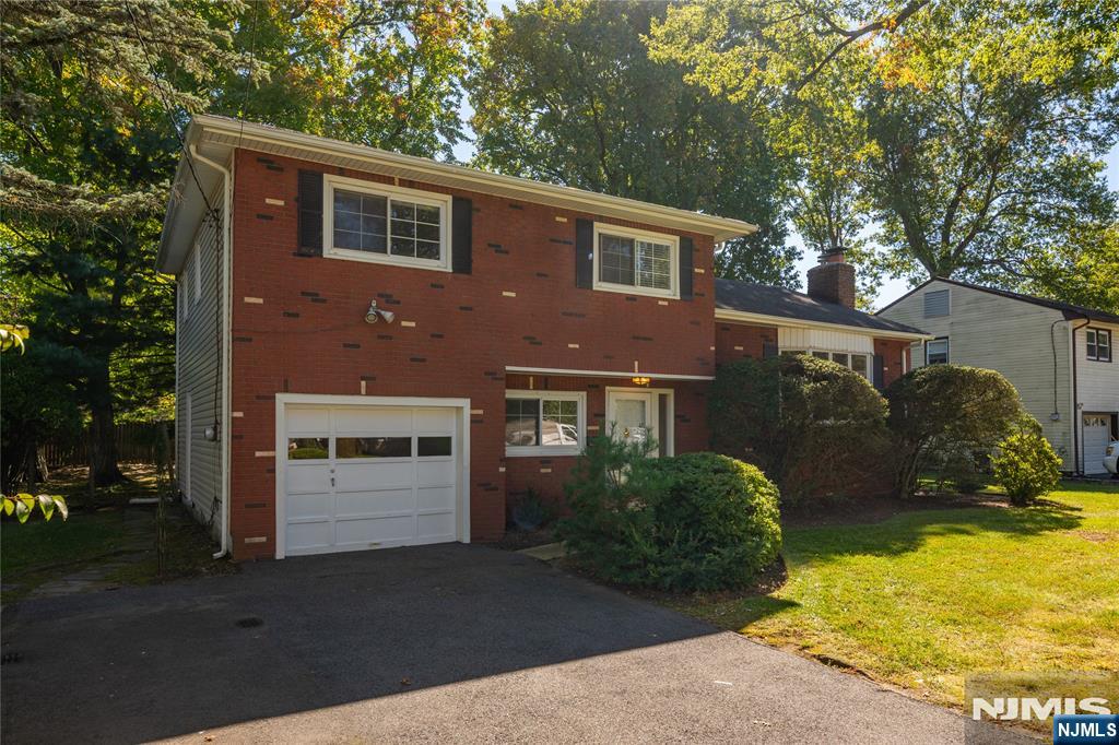45 Crestmont Road - Photo 2