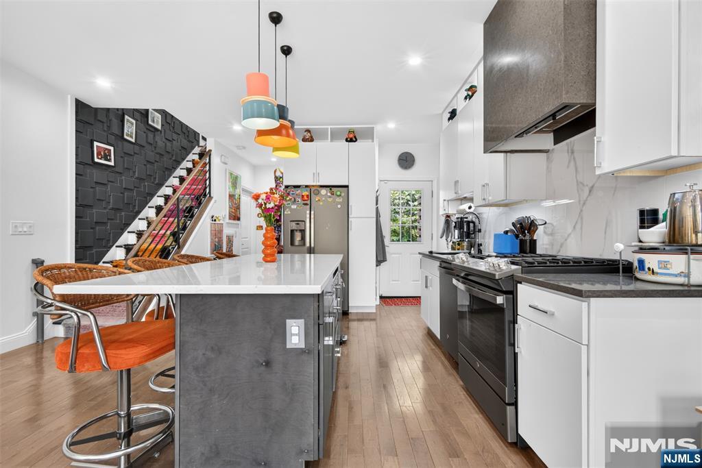 106 Astor Place - Photo 3