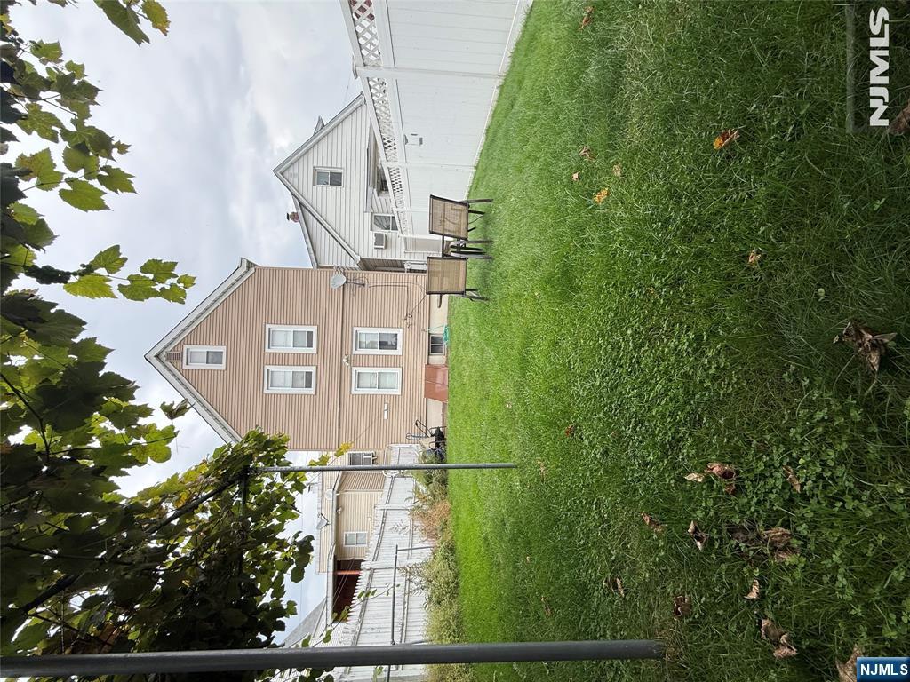 243 Pierre Avenue - Photo 5