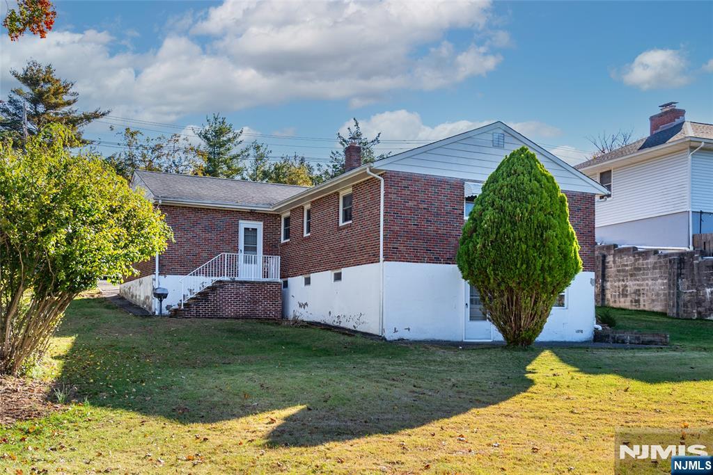 823 Alps Road - Photo 2