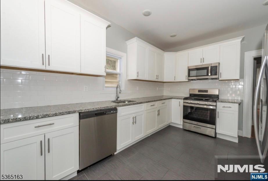 5 Montrose Street - Photo 4