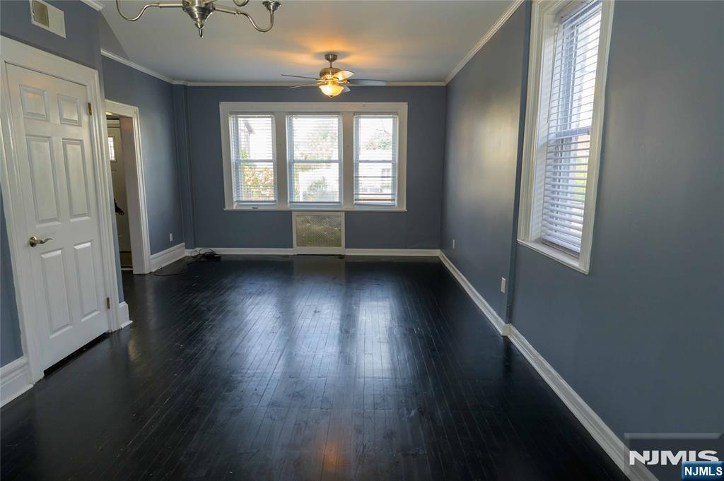 121 Baldwin Place - Photo 2