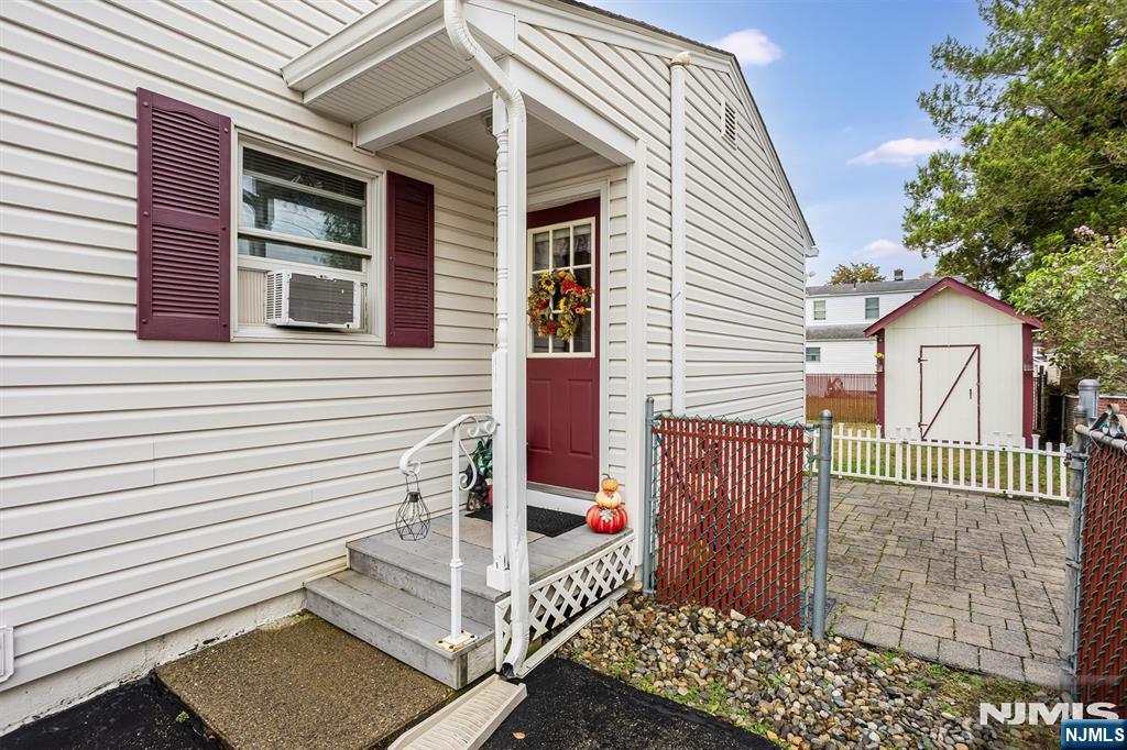 9 Rockridge Road