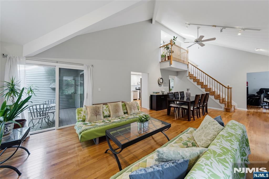 11 Lakeview Drive - Photo 4