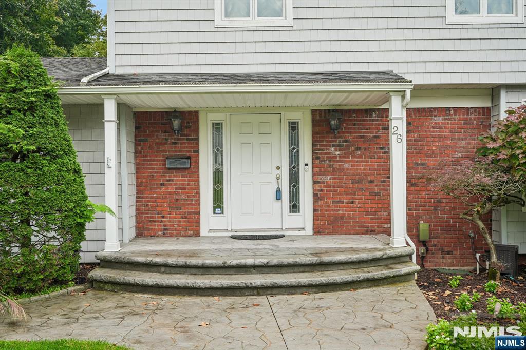 26 Almroth Drive - Photo 4