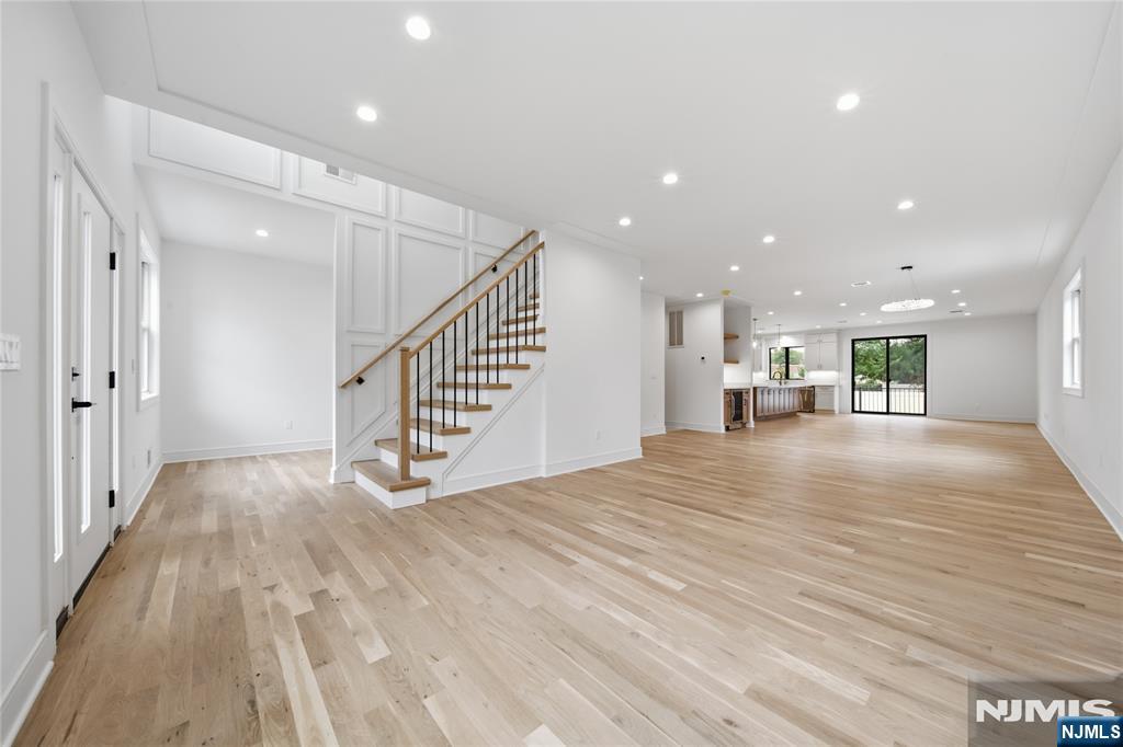 5-31 Boyd Avenue - Photo 5