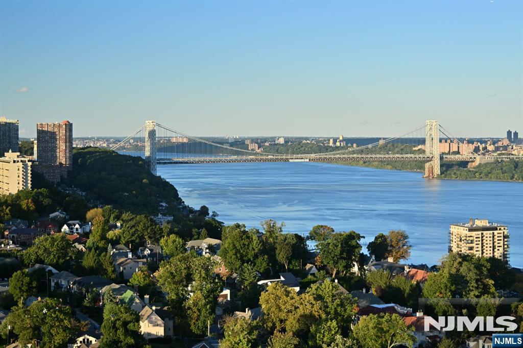 Photo 3 of Condo for sale at 900 Palisade Ave #2306, Fort Lee, NJ 07024 | MLS# 26039419 | Listing updated on 2026-10-16