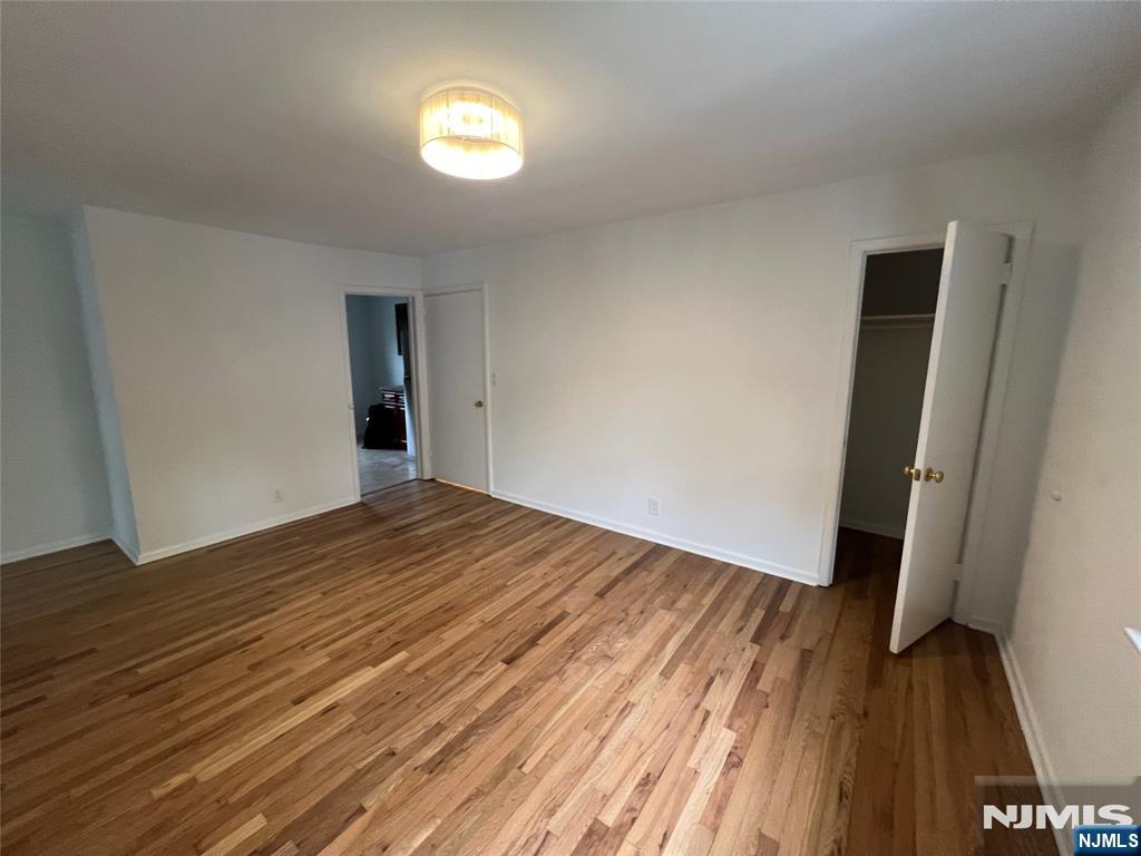 16-06 Plaza Road - Photo 4
