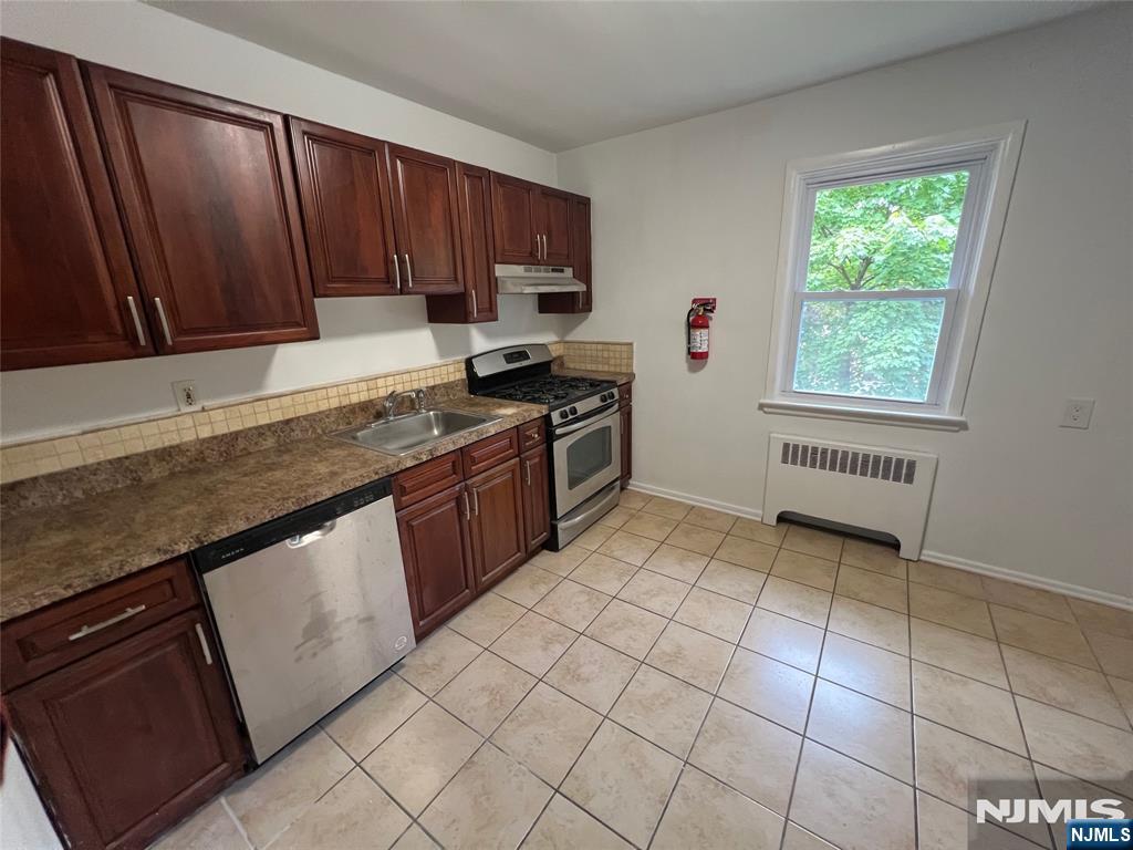 16-06 Plaza Road - Photo 5