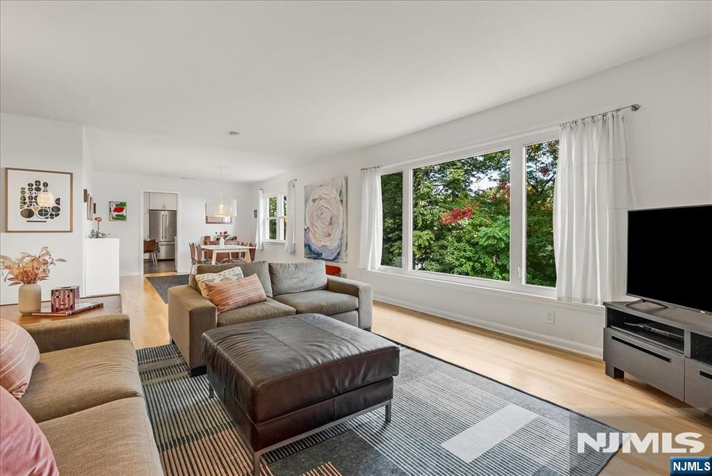 40 Burnett Terrace - Photo 5