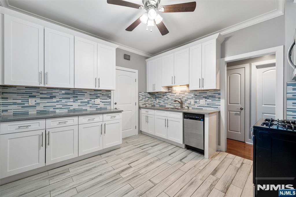 35 Dawson Avenue 2 - Photo 1