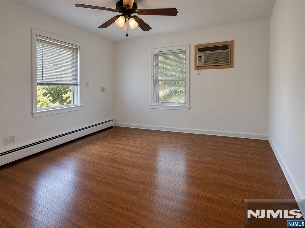 160 Spring Valley Road - Photo 5