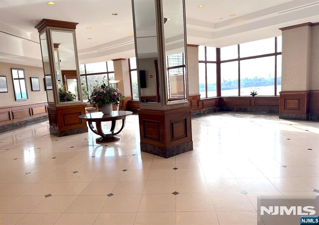 100 Old Palisade Road 1516 - Photo 4