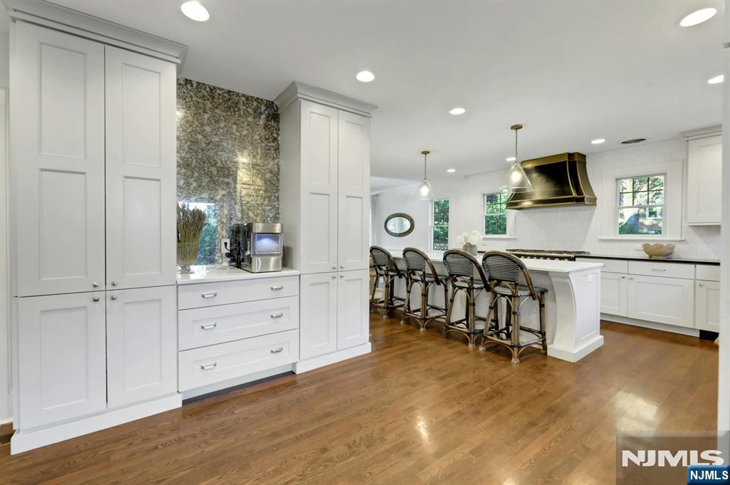 329 Cantrell Road - Photo 3