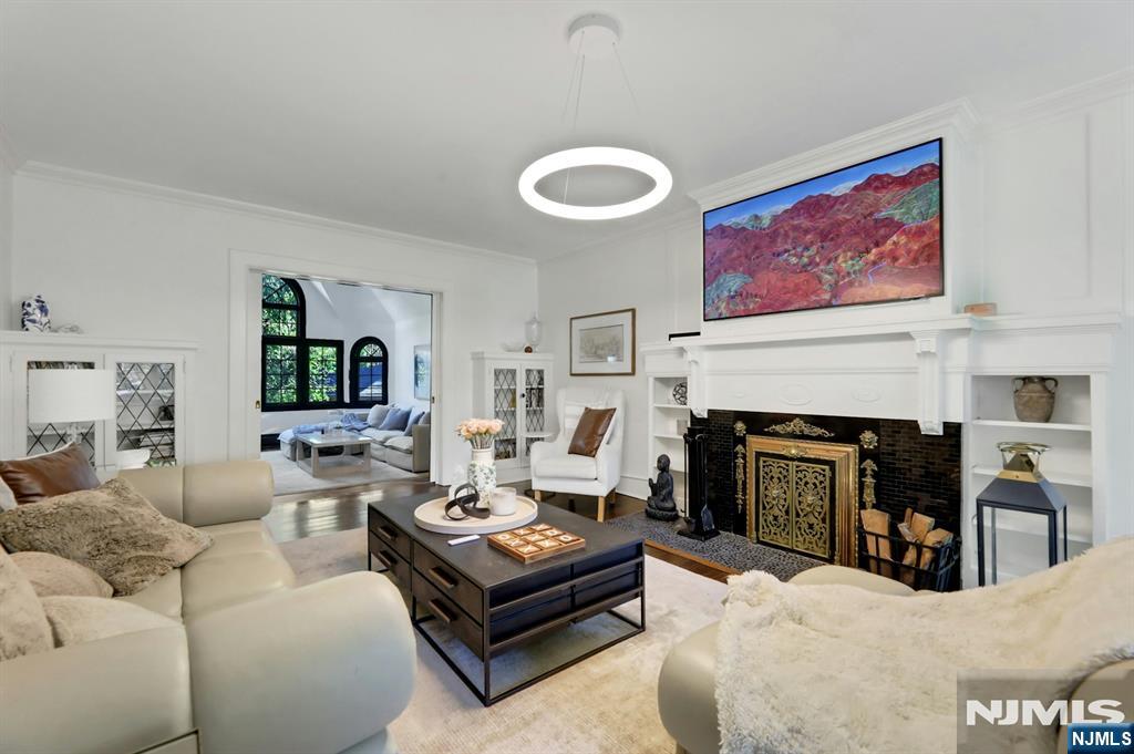 329 Cantrell Road - Photo 4