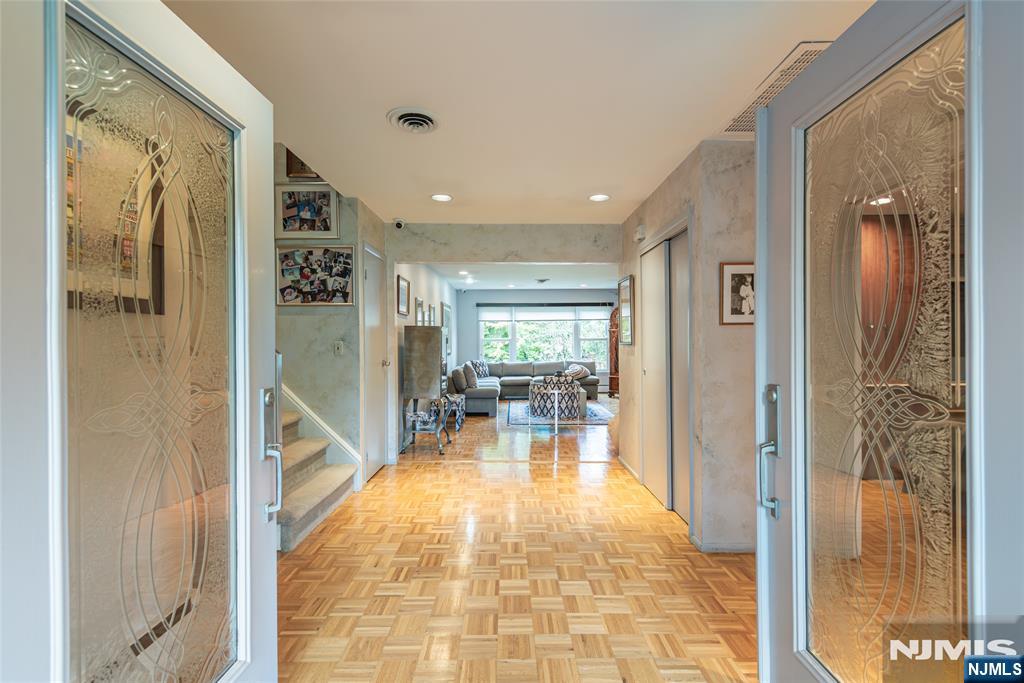 33 Underwood Road - Photo 5