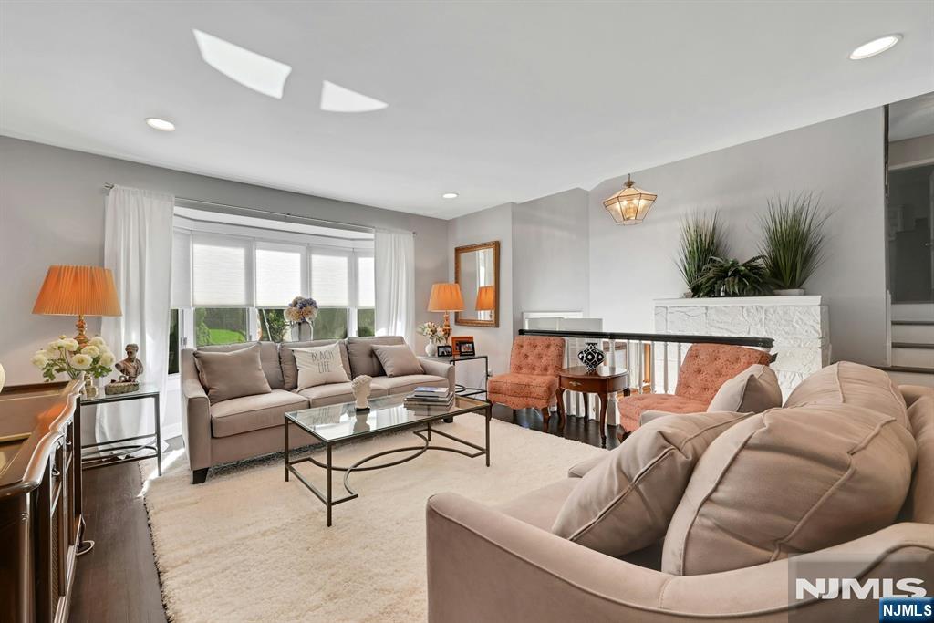 106 Pascack Avenue - Photo 4